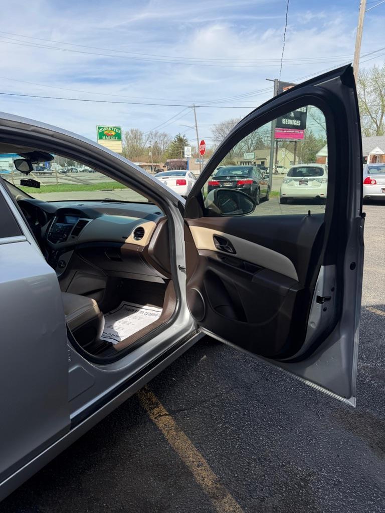 Chevrolet Cruze 2LT 2012