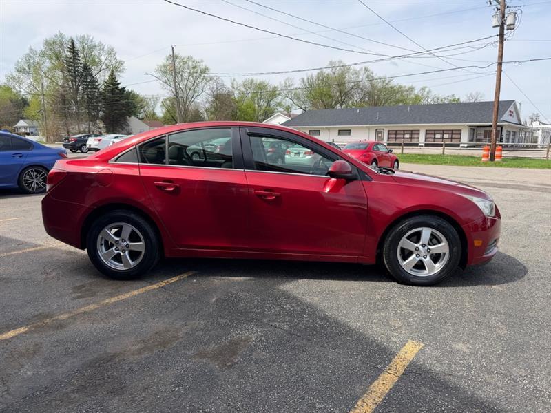 Chevrolet Cruze 1LT 2012