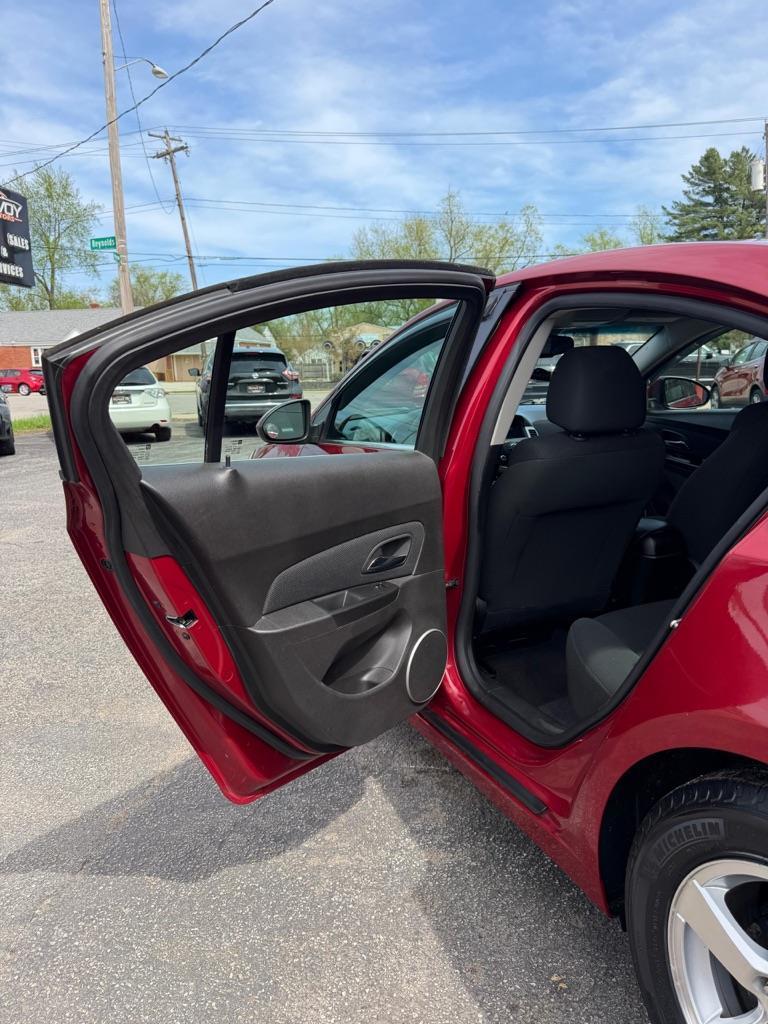 Chevrolet Cruze 1LT 2012