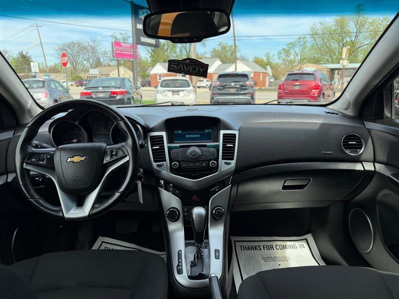Chevrolet Cruze 1LT 2012