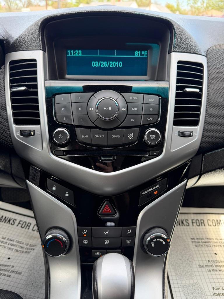 Chevrolet Cruze 1LT 2012