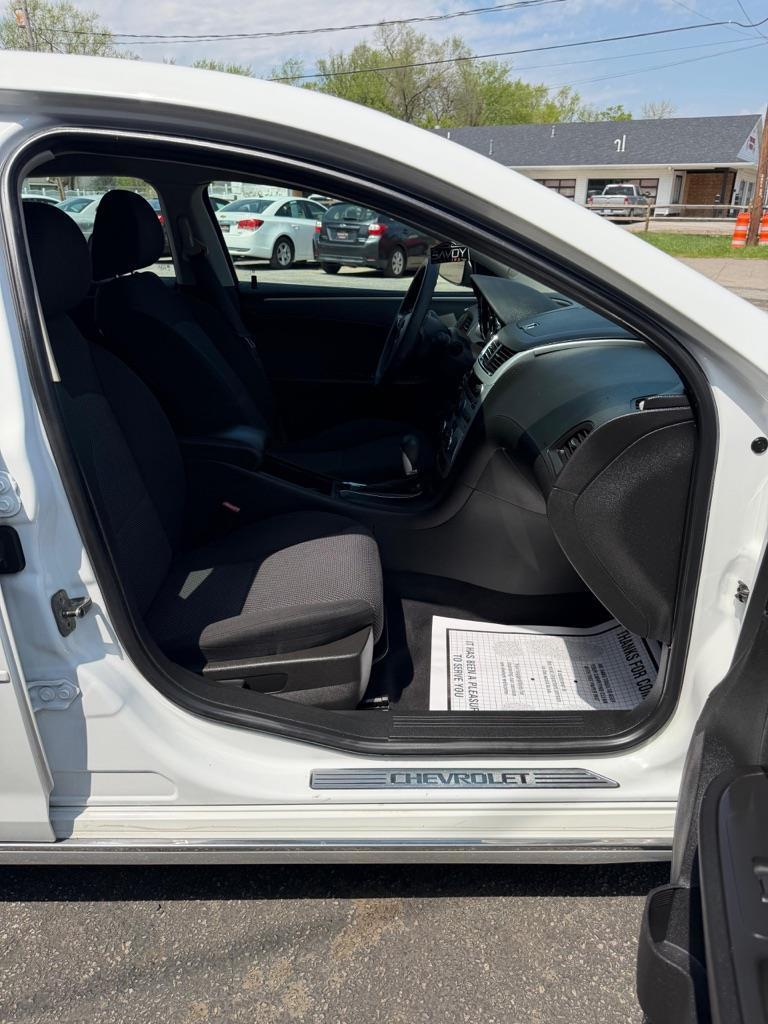 Chevrolet Malibu 1LT 2010