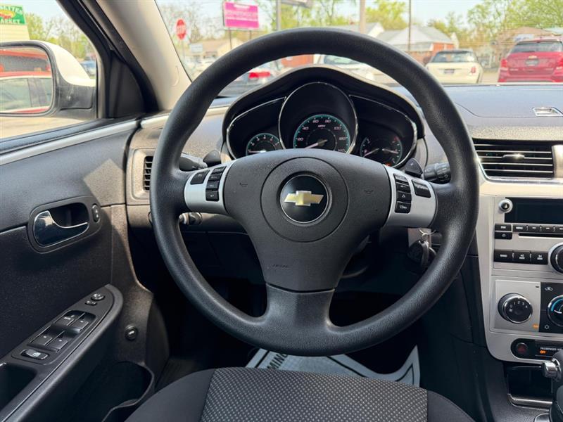 Chevrolet Malibu 1LT 2010