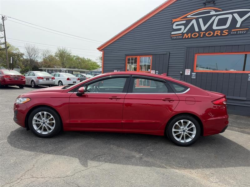 Ford Fusion SE 2020