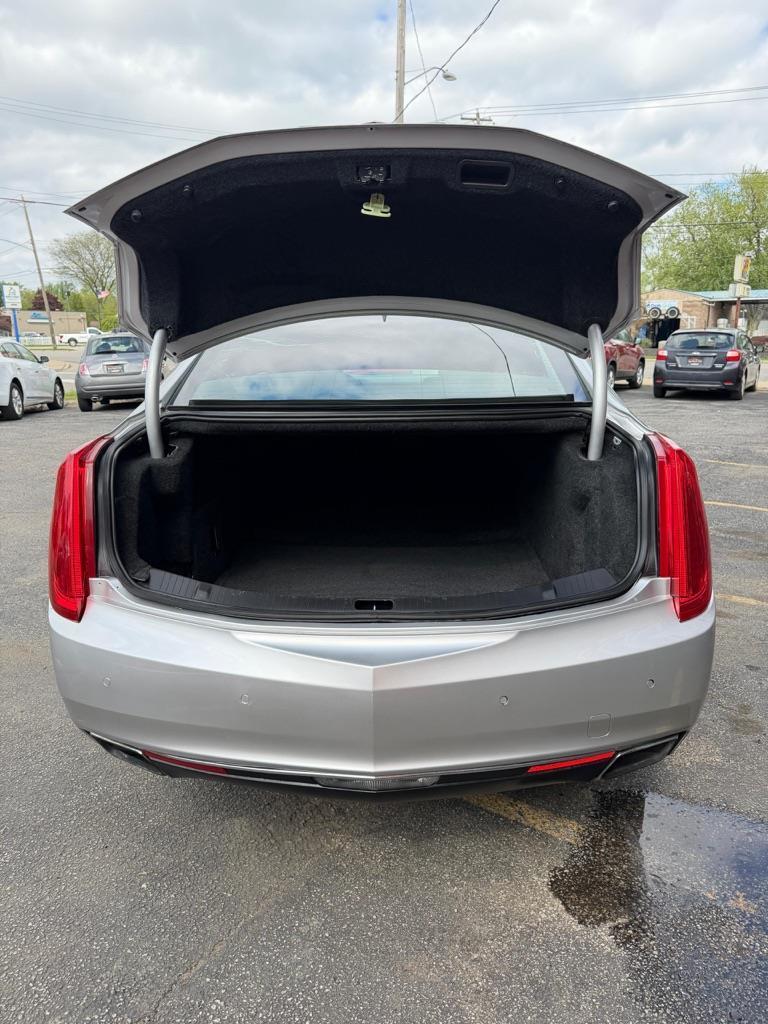 Cadillac XTS Premium 2013