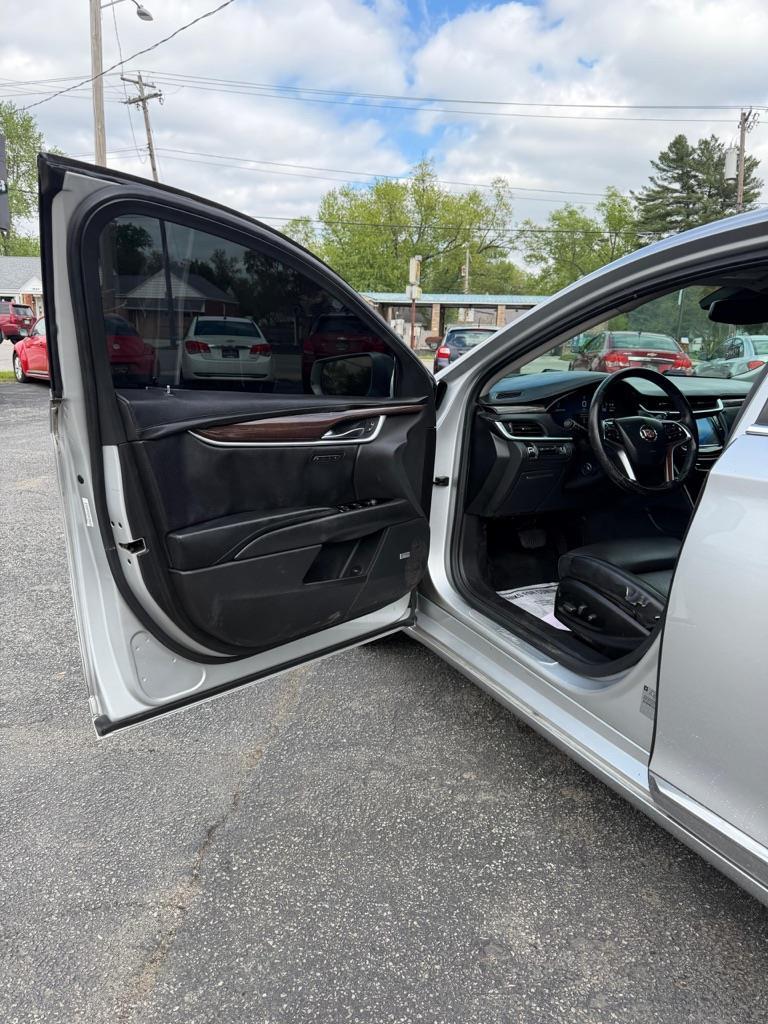 Cadillac XTS Premium 2013