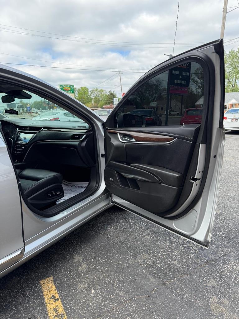 Cadillac XTS Premium 2013