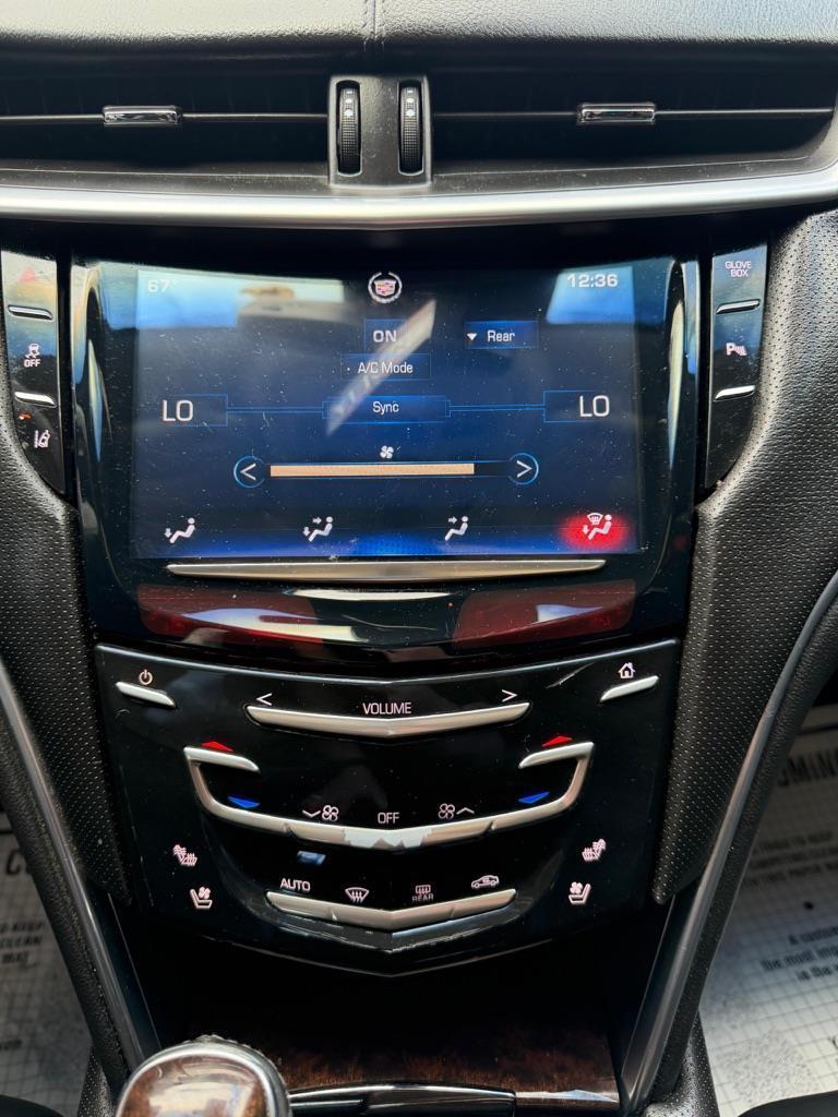 Cadillac XTS Premium 2013