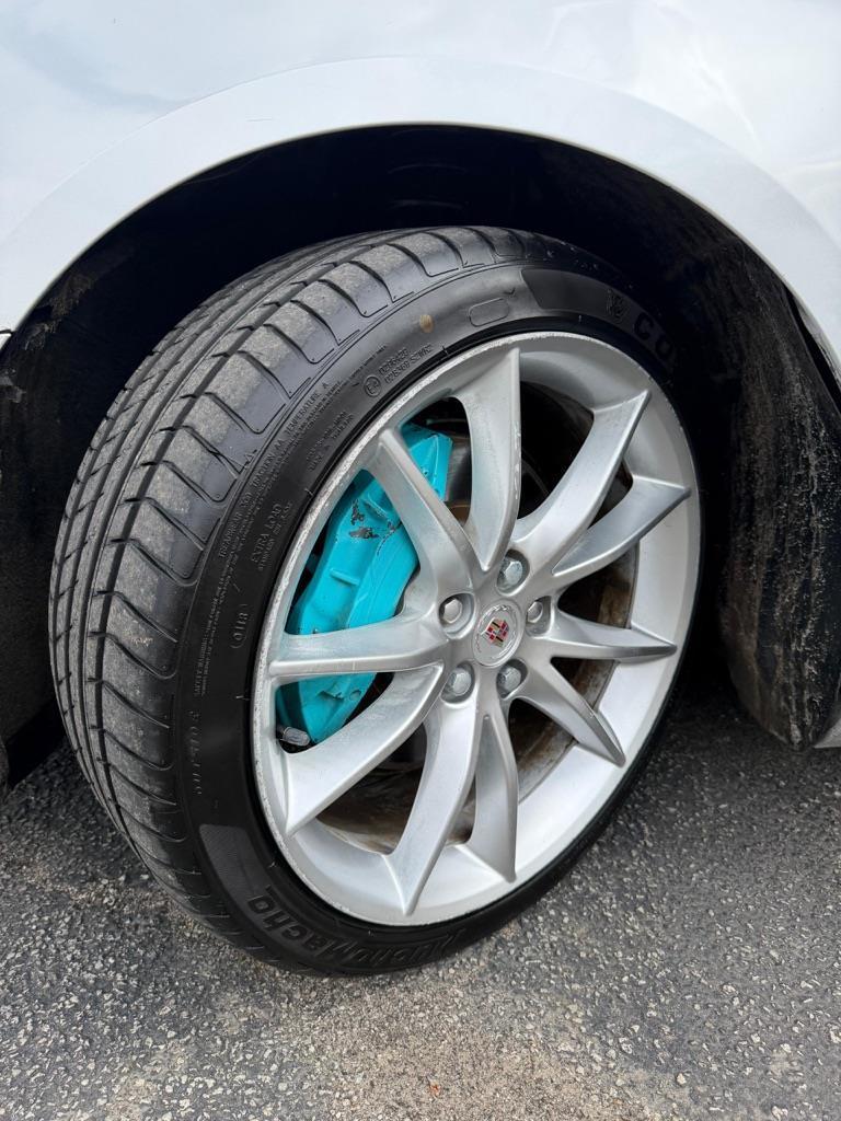 Cadillac XTS Premium 2013