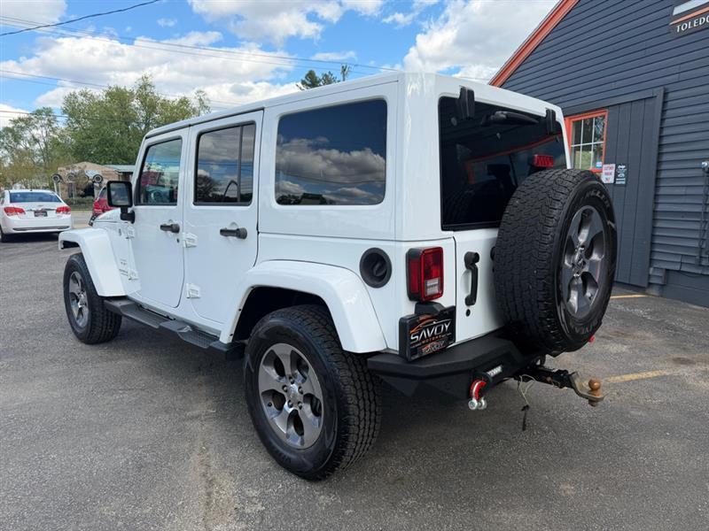 Jeep Wrangler Unlimited Sahara 4WD 2017