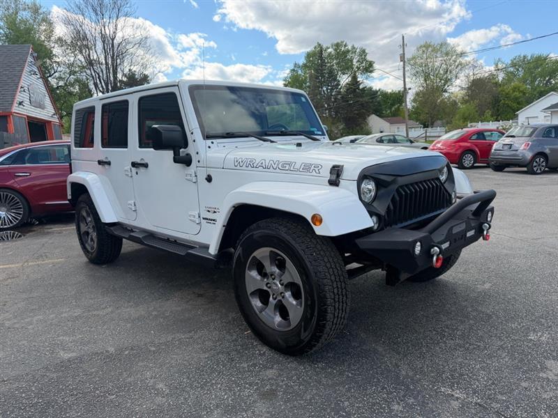 Jeep Wrangler Unlimited Sahara 4WD 2017