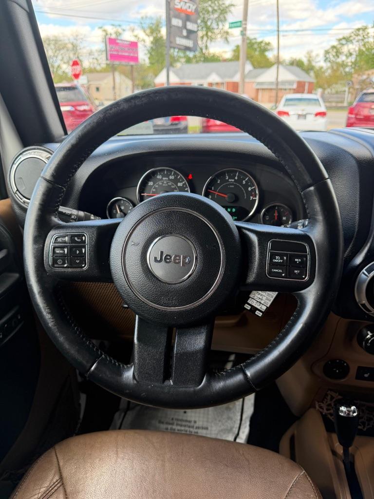 Jeep Wrangler Unlimited Sahara 4WD 2017