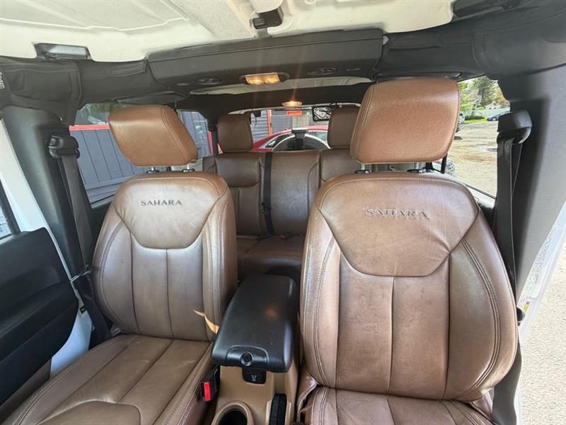 Jeep Wrangler Unlimited Sahara 4WD 2017