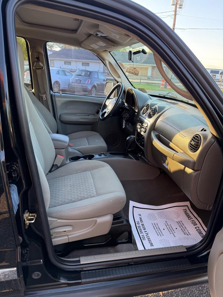 Jeep Liberty Sport 4WD 2006