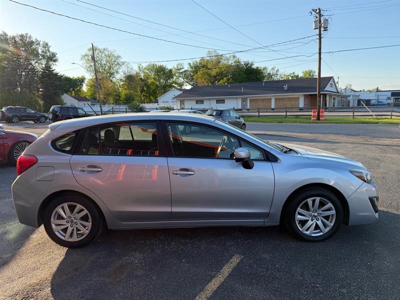 Subaru Impreza 2.0i Premium PZEV 5-Door 2015