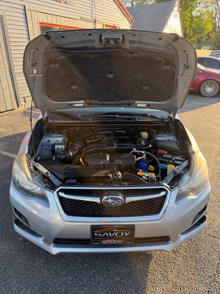 Subaru Impreza 2.0i Premium PZEV 5-Door 2015