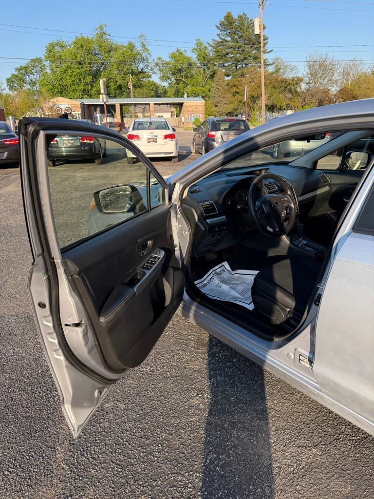 Subaru Impreza 2.0i Premium PZEV 5-Door 2015