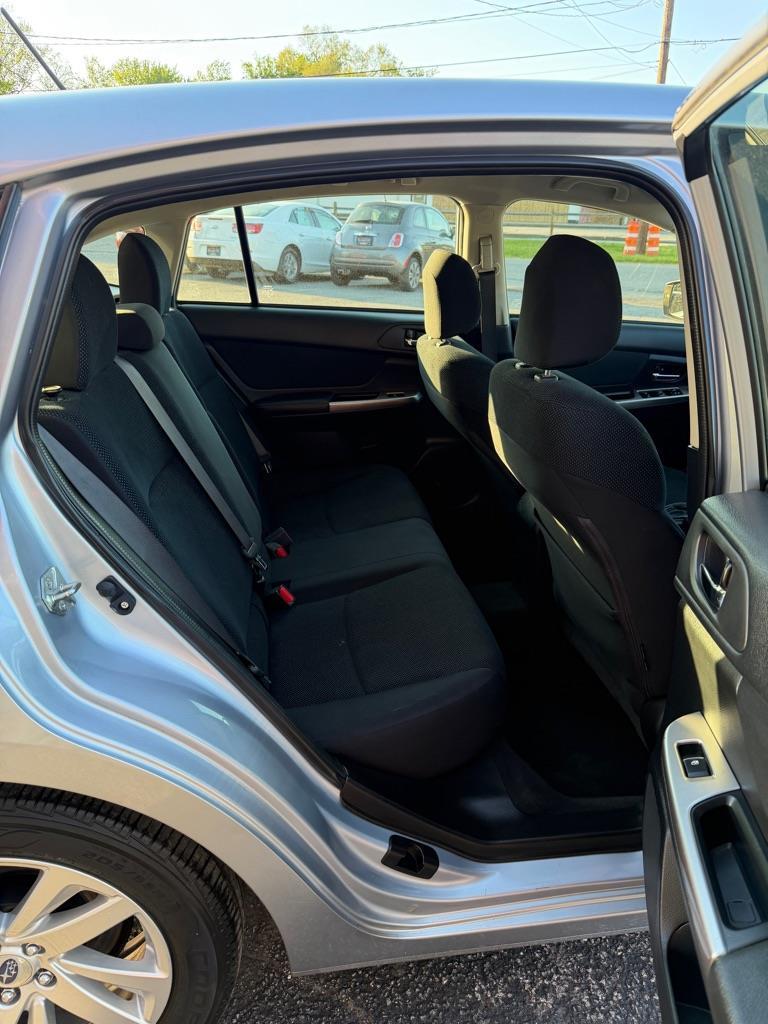 Subaru Impreza 2.0i Premium PZEV 5-Door 2015