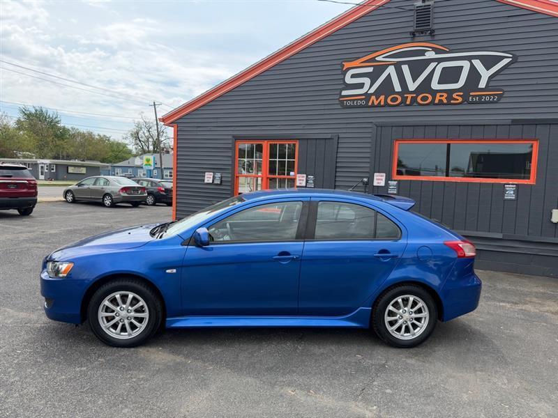 Mitsubishi Lancer Sportback ES 2011