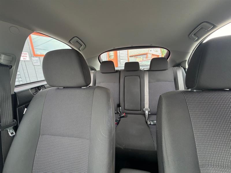 Mitsubishi Lancer Sportback ES 2011