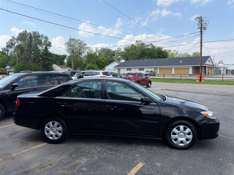 Toyota Camry LE 2003
