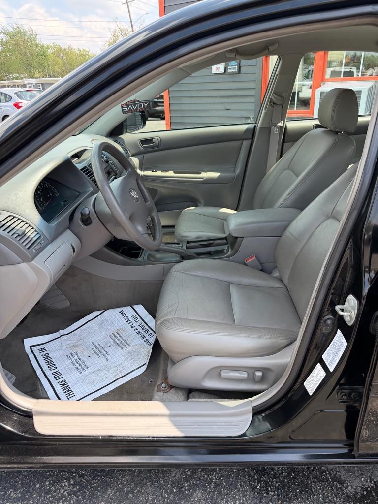 Toyota Camry LE 2003