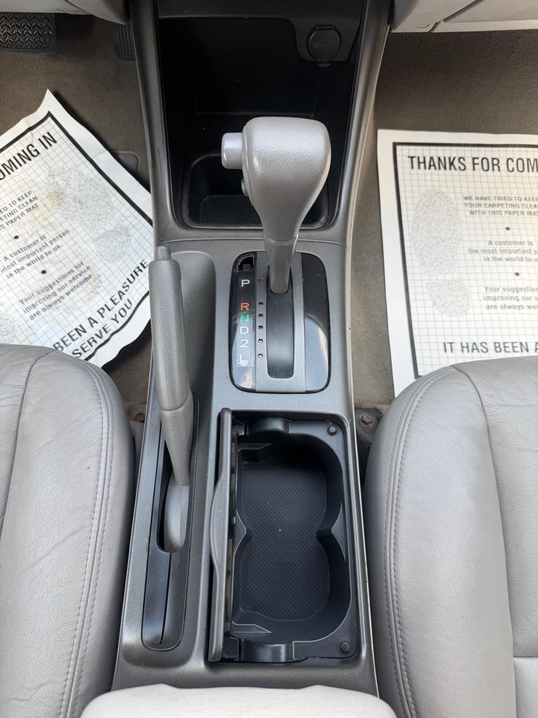 Toyota Camry LE 2003