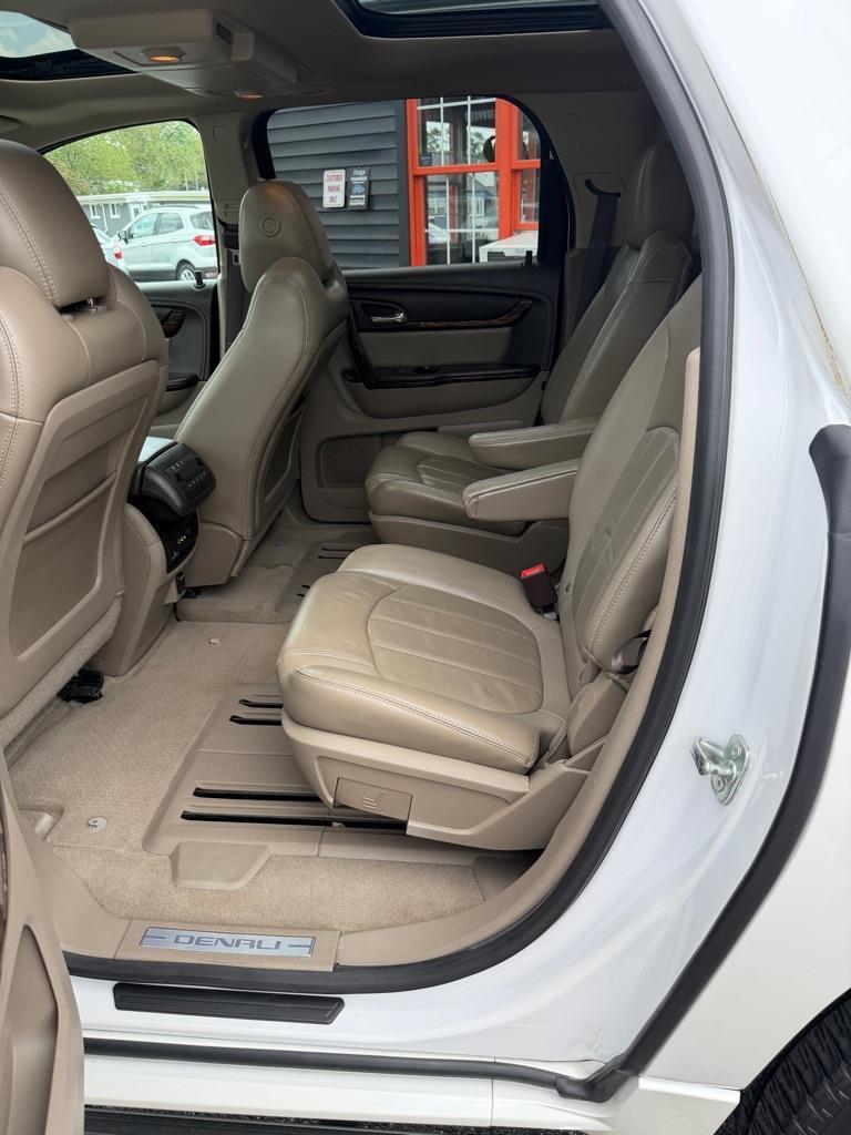 GMC Acadia Denali AWD 2016