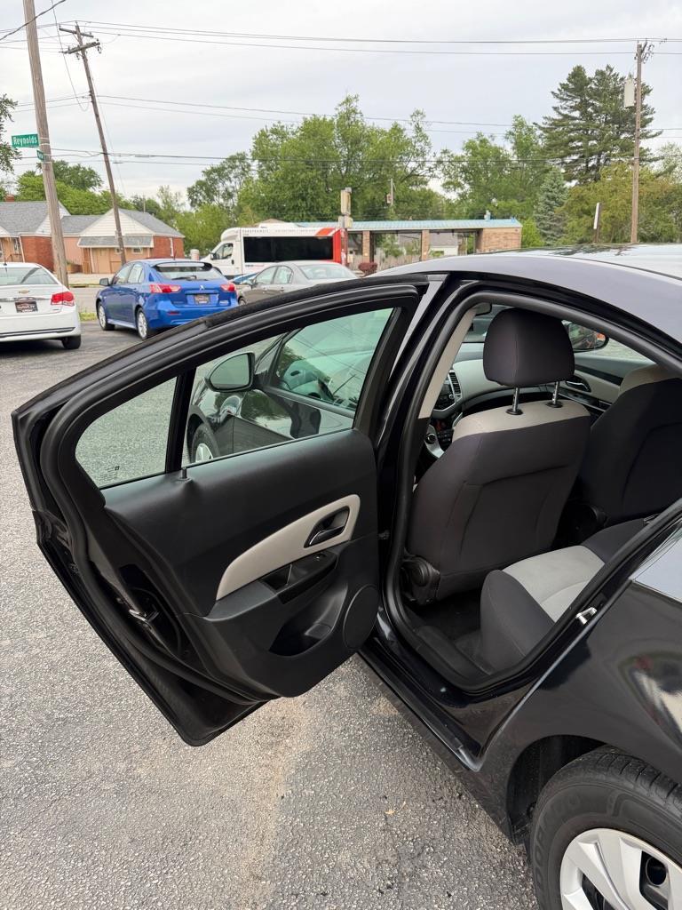 Chevrolet Cruze LS Auto 2014