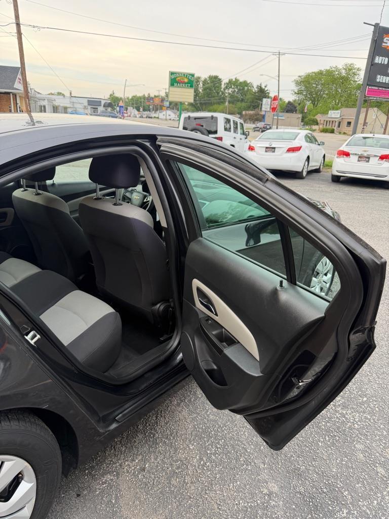 Chevrolet Cruze LS Auto 2014