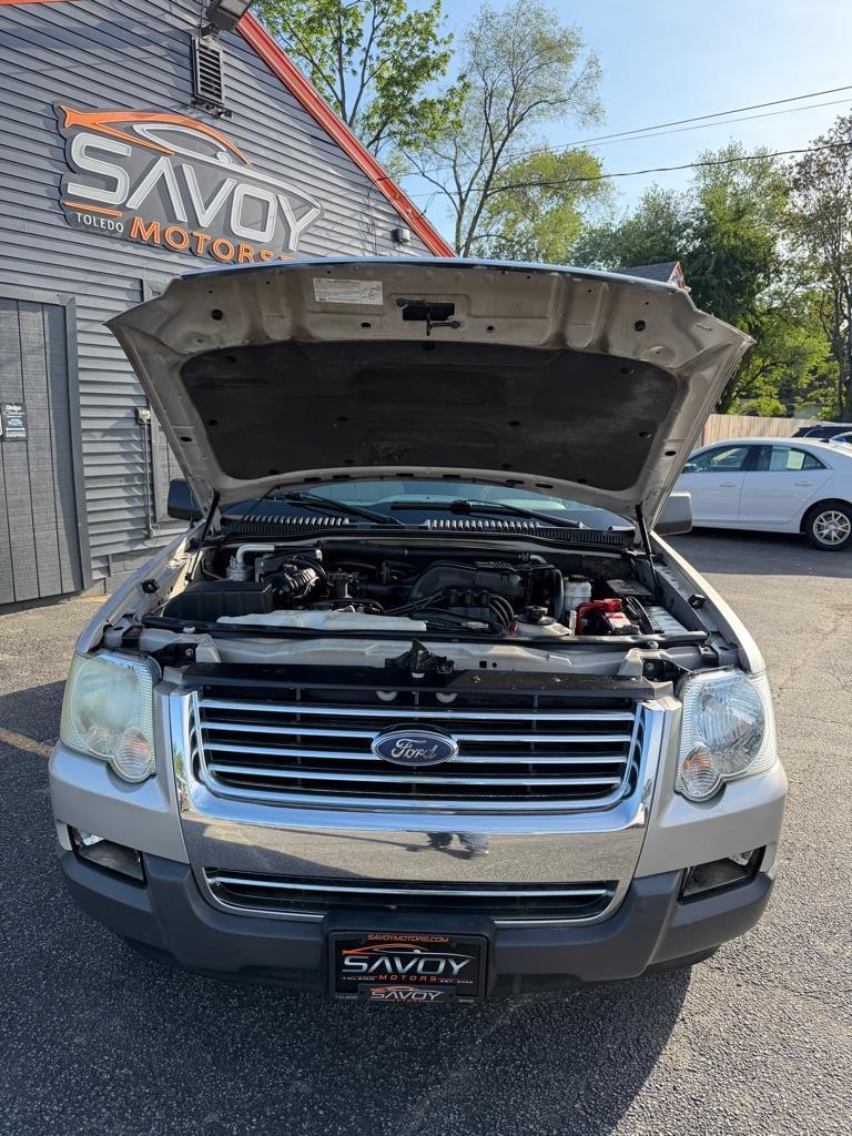 Ford Explorer XLT 4.0L 4WD 2007