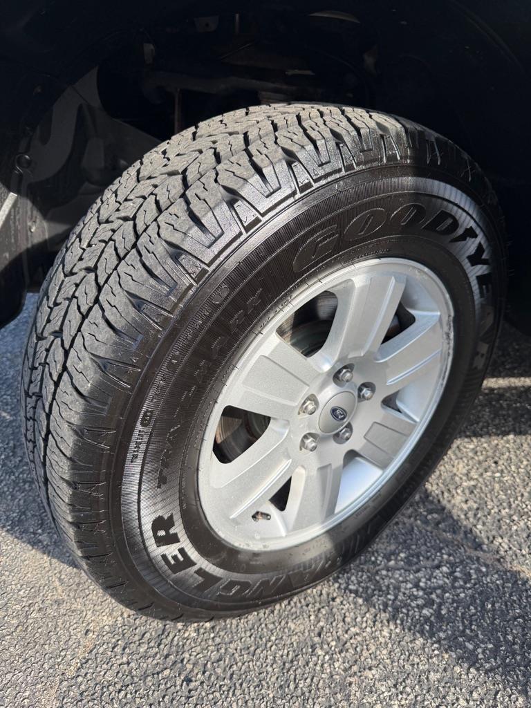 Ford Explorer XLT 4.0L 4WD 2007
