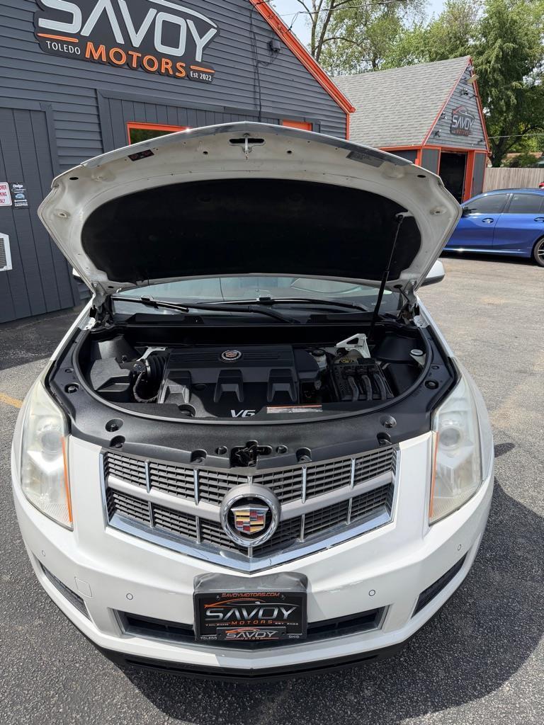 Cadillac SRX Luxury AWD 2012