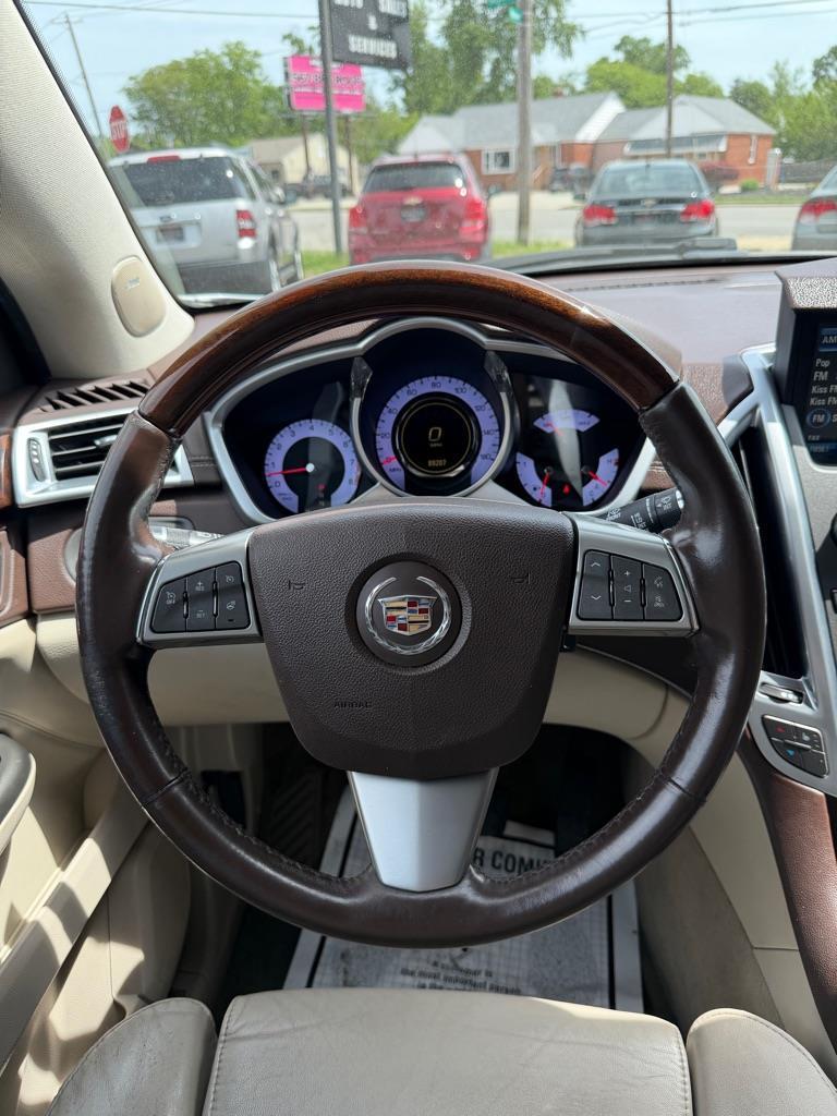 Cadillac SRX Luxury AWD 2012