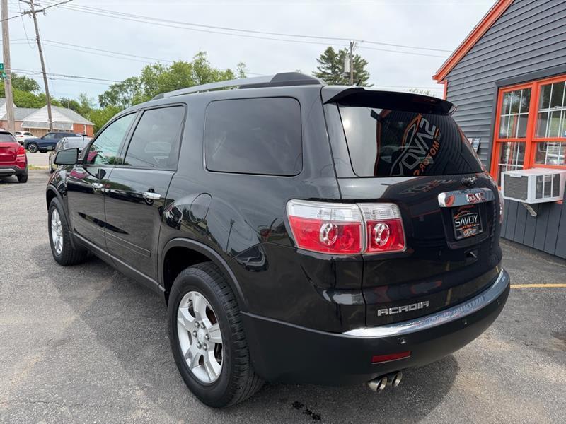 GMC Acadia SLE-2 FWD 2011
