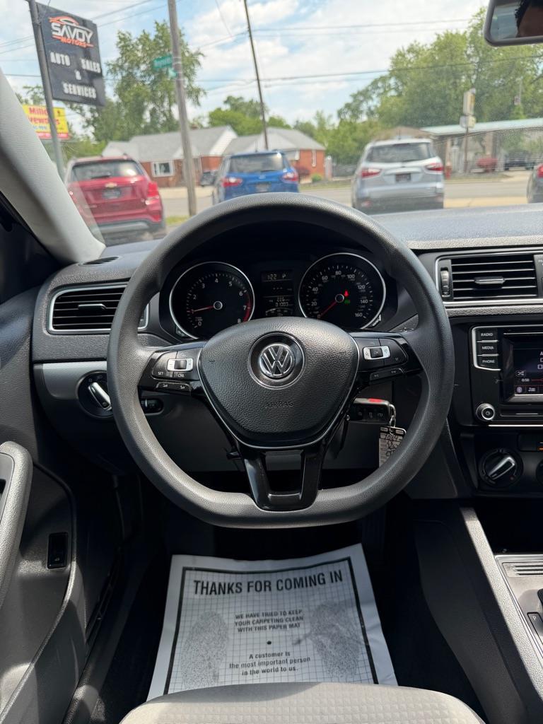 Volkswagen Jetta 1.4T S 6A 2018