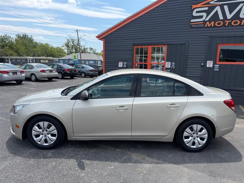 Chevrolet Cruze LS Auto 2013