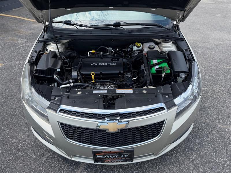 Chevrolet Cruze LS Auto 2013