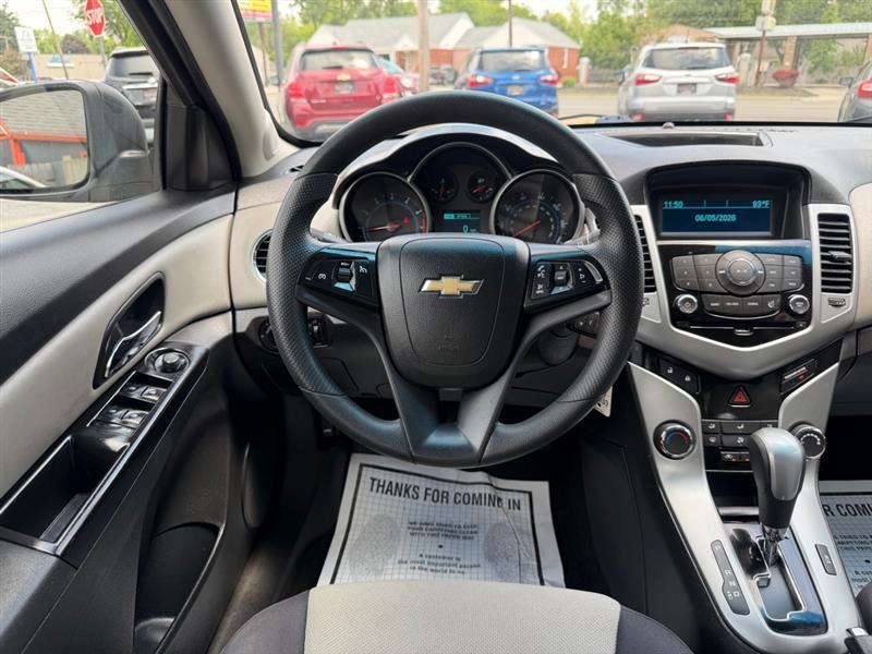 Chevrolet Cruze LS Auto 2013