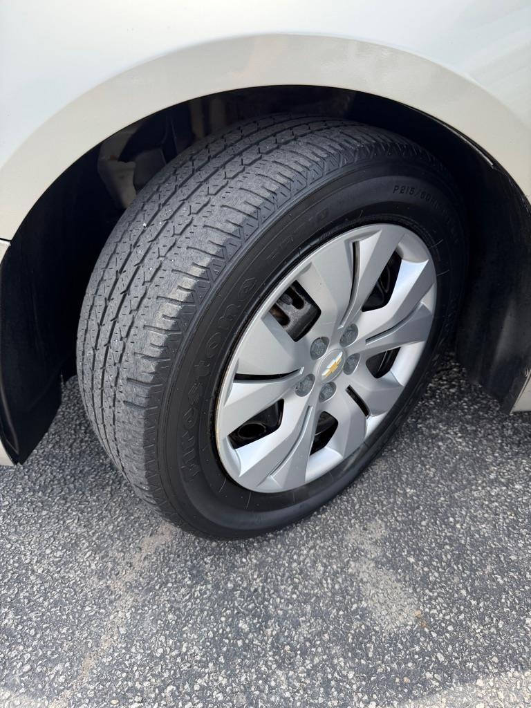 Chevrolet Cruze LS Auto 2013