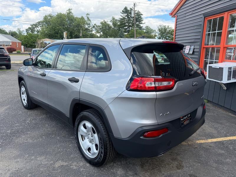 Jeep Cherokee Sport 4WD 2016