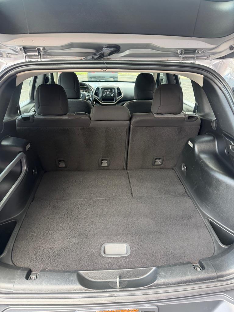 Jeep Cherokee Sport 4WD 2016