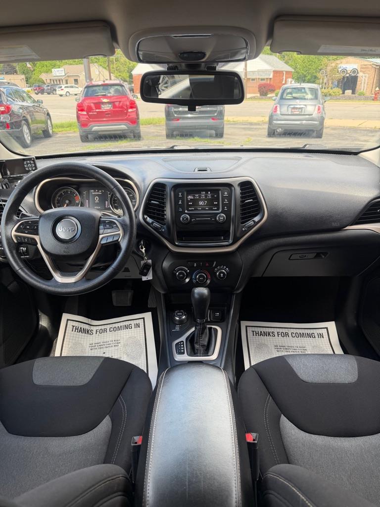 Jeep Cherokee Sport 4WD 2016