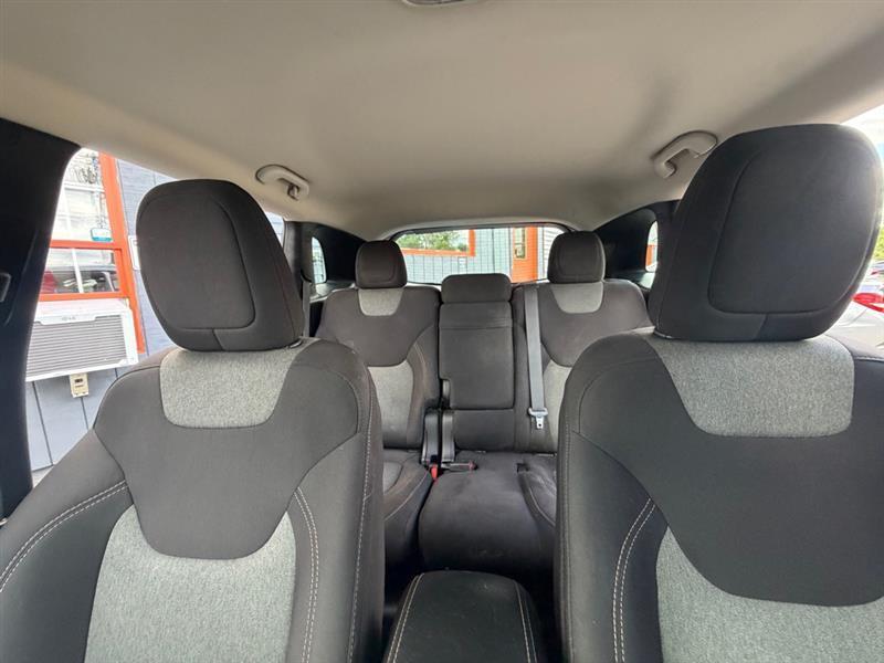Jeep Cherokee Sport 4WD 2016