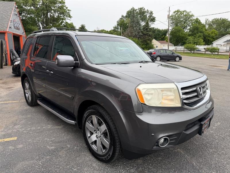 Honda Pilot Touring 4WD 5-Spd AT with DVD 2014