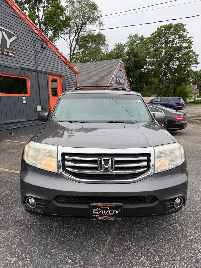Honda Pilot Touring 4WD 5-Spd AT with DVD 2014