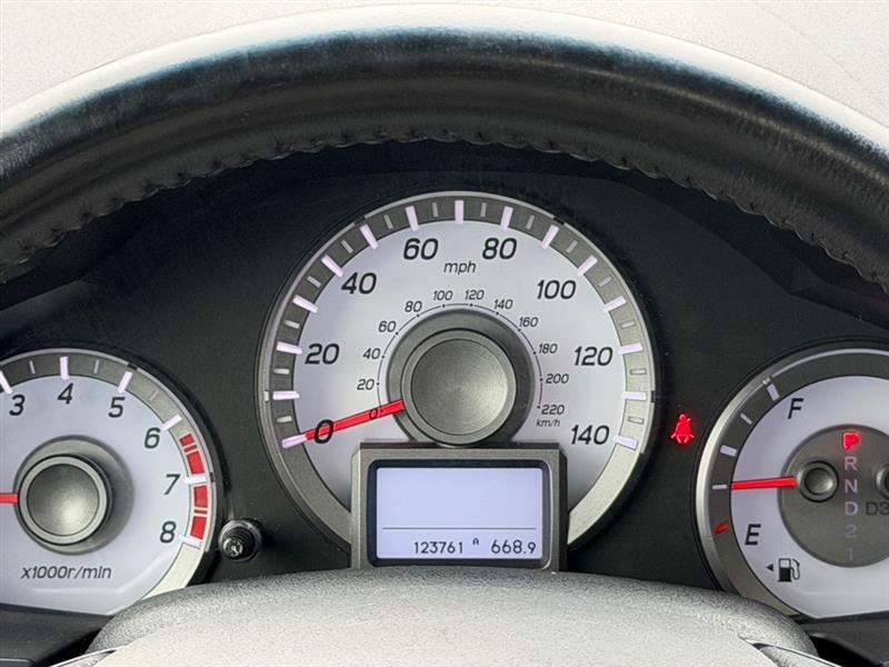 Honda Pilot Touring 4WD 5-Spd AT with DVD 2014