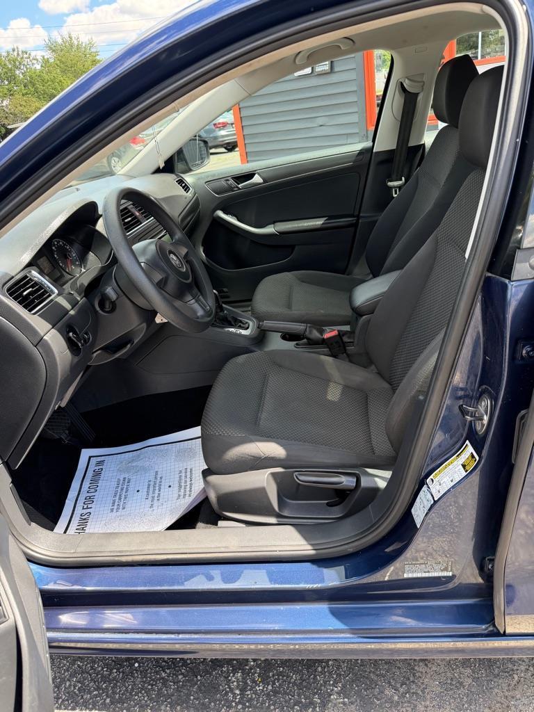 Volkswagen Jetta S 2014