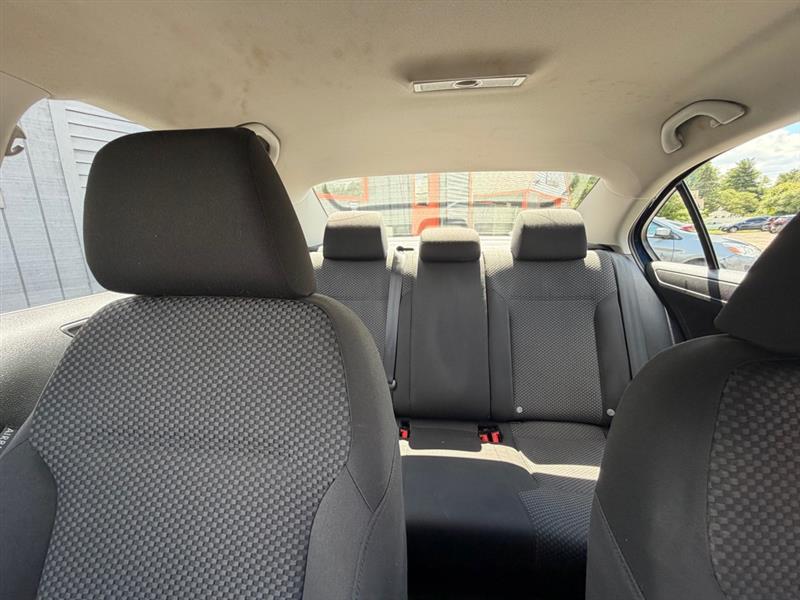 Volkswagen Jetta S 2014