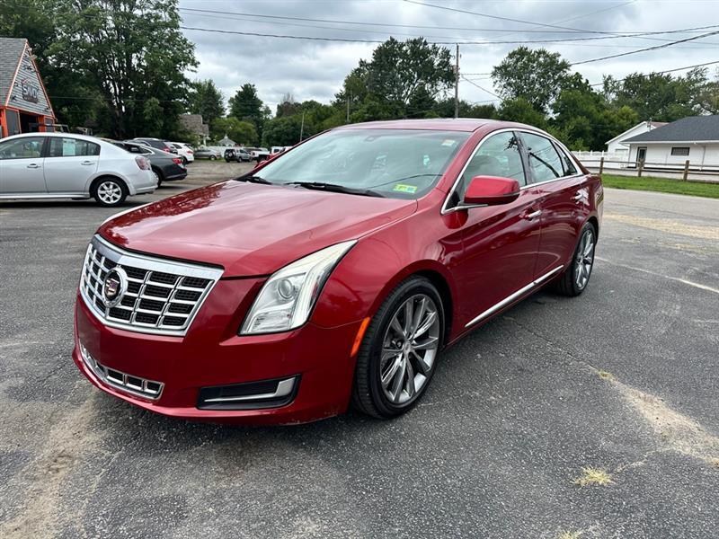 Cadillac XTS Base 2013
